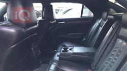 کرایسلەر 300